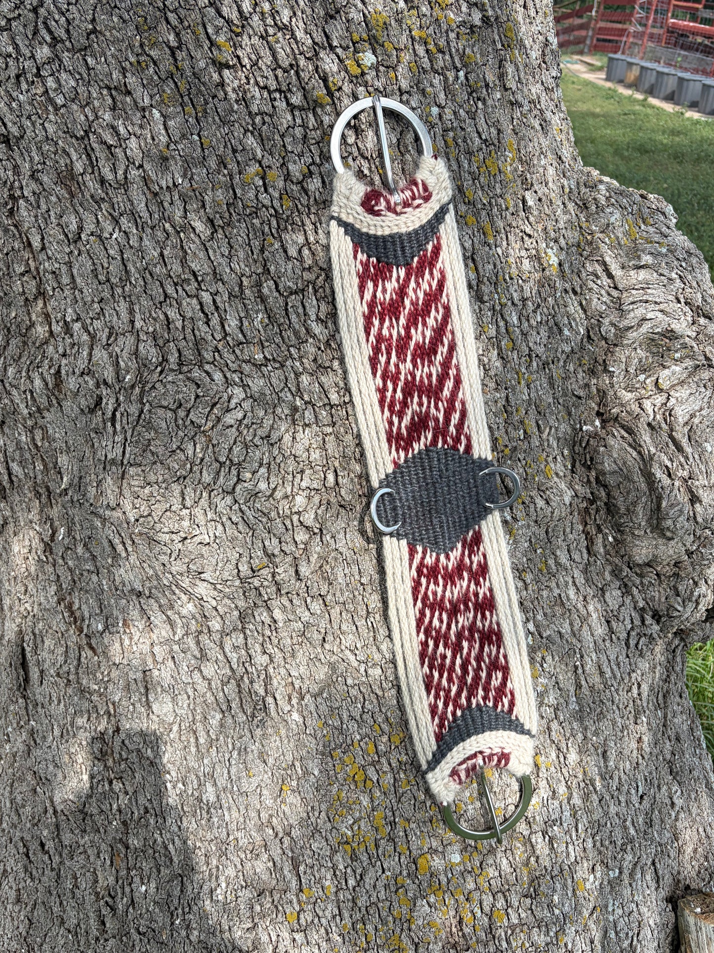 Mohair Cinch - 28" Burgundy/Natural